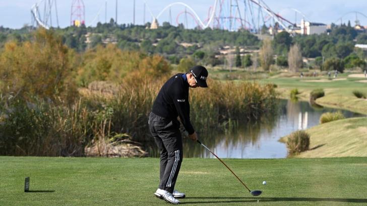 The Lakes Course at Infinitum was designed by Greg Norman